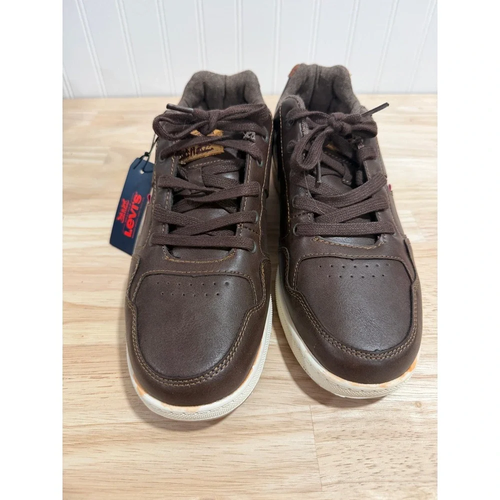 Levi's Comfort Sneakers Shoes Brown Casual NWT Men Size 9